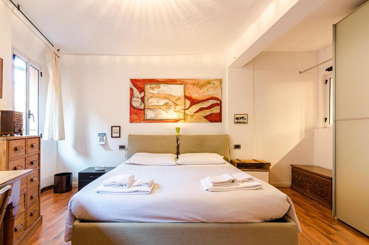 Apartmán Casa Rialto, In Centro Storico Boloňa Exteriér fotografie
